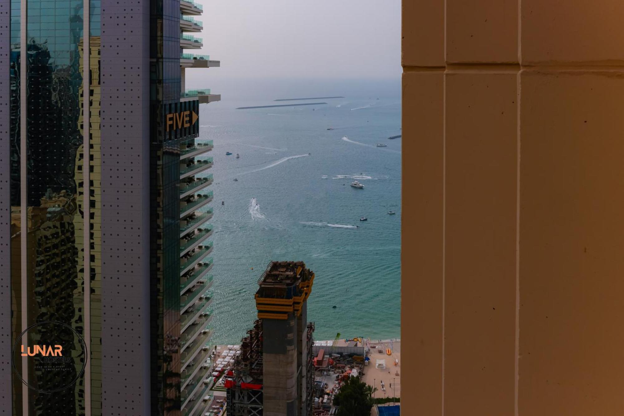 Lunar Cozy Hostel - Jbr Dubai Exterior photo