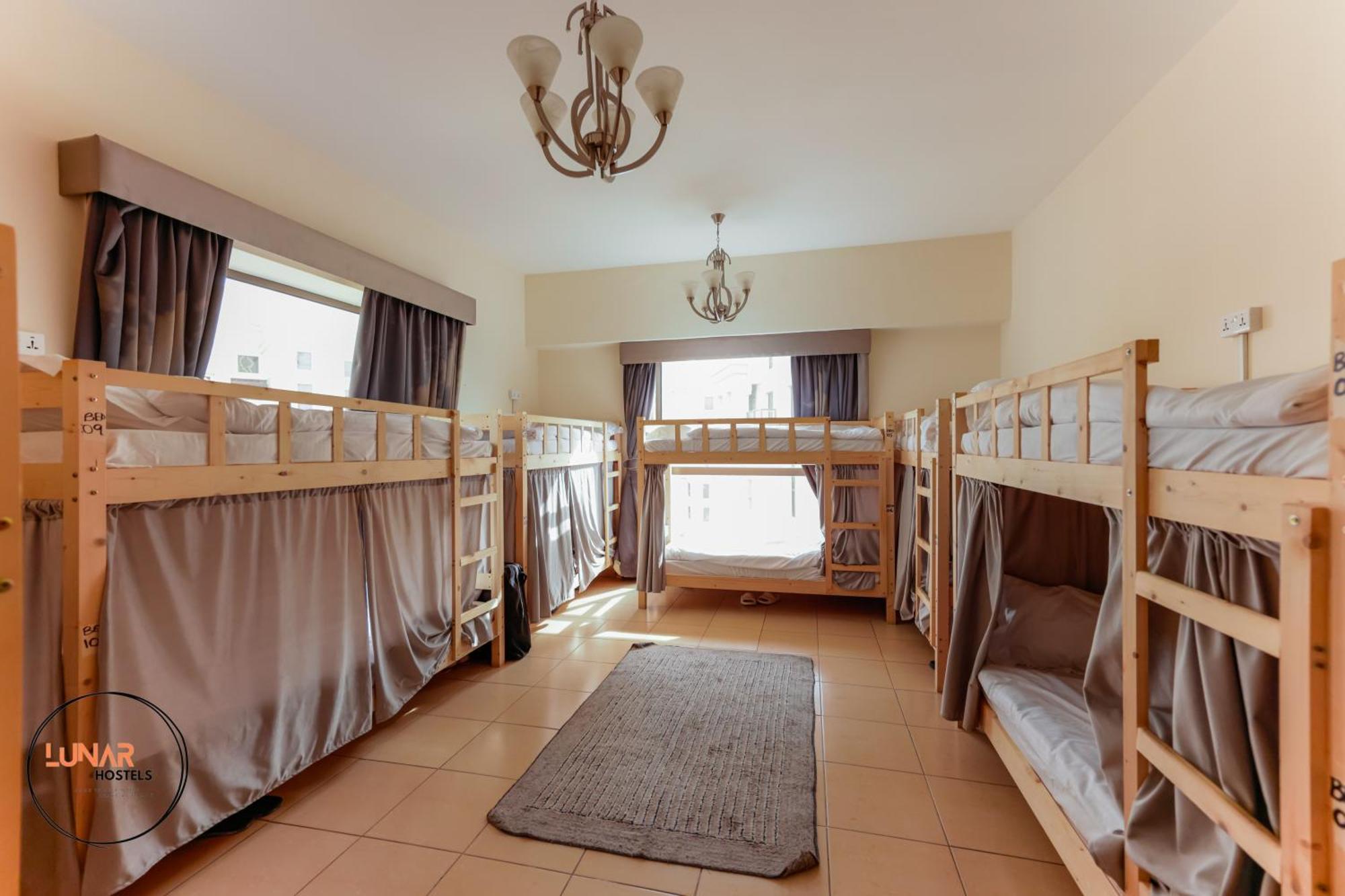 Lunar Cozy Hostel - Jbr Dubai Exterior photo